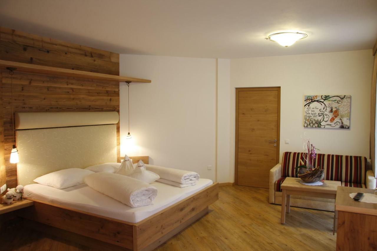 Hotel Nussbaumerhof *** Rodengo Bagian luar foto